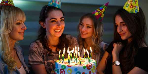 53 pomysłów na prezent urodzinowy dla dziewczyny w ciąży + porady i filmy