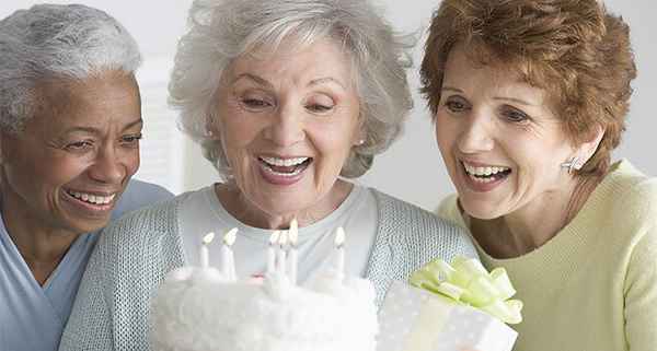 Kaj podariti ženski 70 let