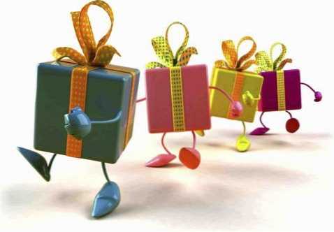 Neobvyklé narodeninové darčeky najpodivnejšie nápady na nákupy, domáci tovar a dodávky