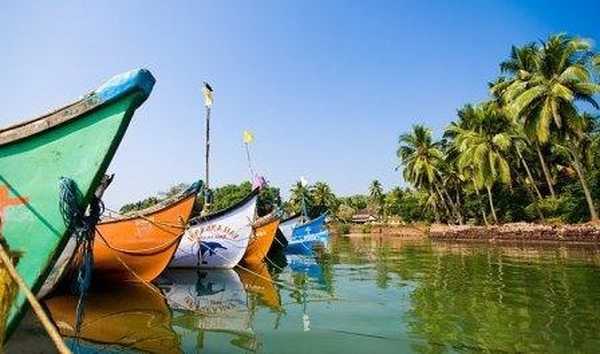 Liburan di laut pada bulan Desember, ke mana harus pergi