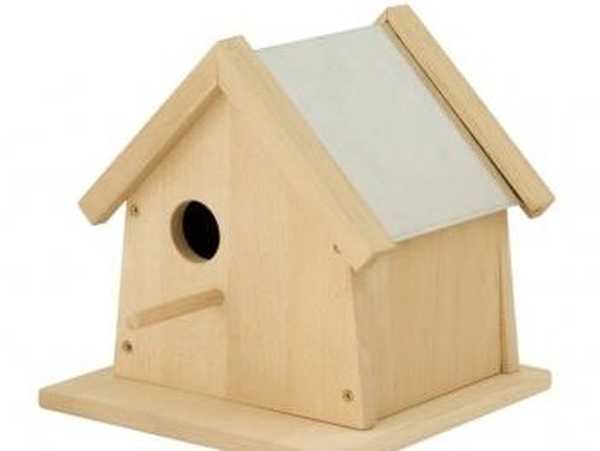 Направи си къщичка за птици, направена от импровизирани материали