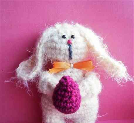 Pletené velikonoční zajíčky pletení a háčkování