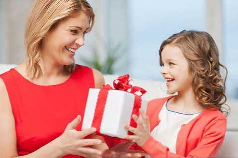 Mit adjon a lányoknak március 8-án, vagy minden korosztálynak hűvös ajándékukkal - 2. rész