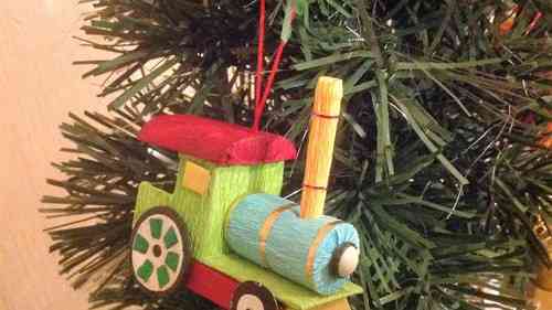 Igračka za božićno drvce Vlak iz Romashkova