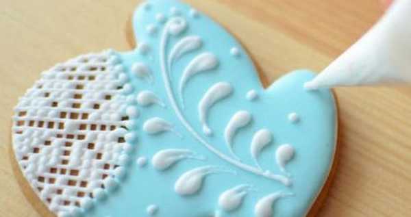 Cara melukis kue jahe dengan icing dan icing