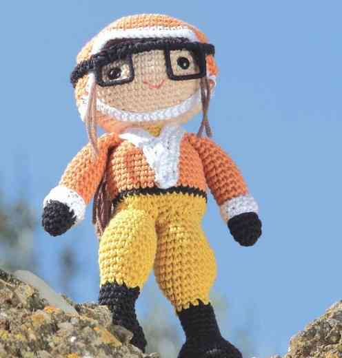 Pilotska lutka Annie kvačkanje (amigurumi)