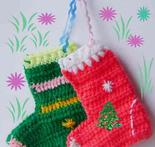 Плетемо божићне чарапе за поклоне