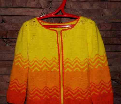 Жута блуза за девојчицу (плетење)